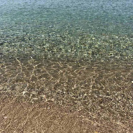 Apartment To Sea 2 *